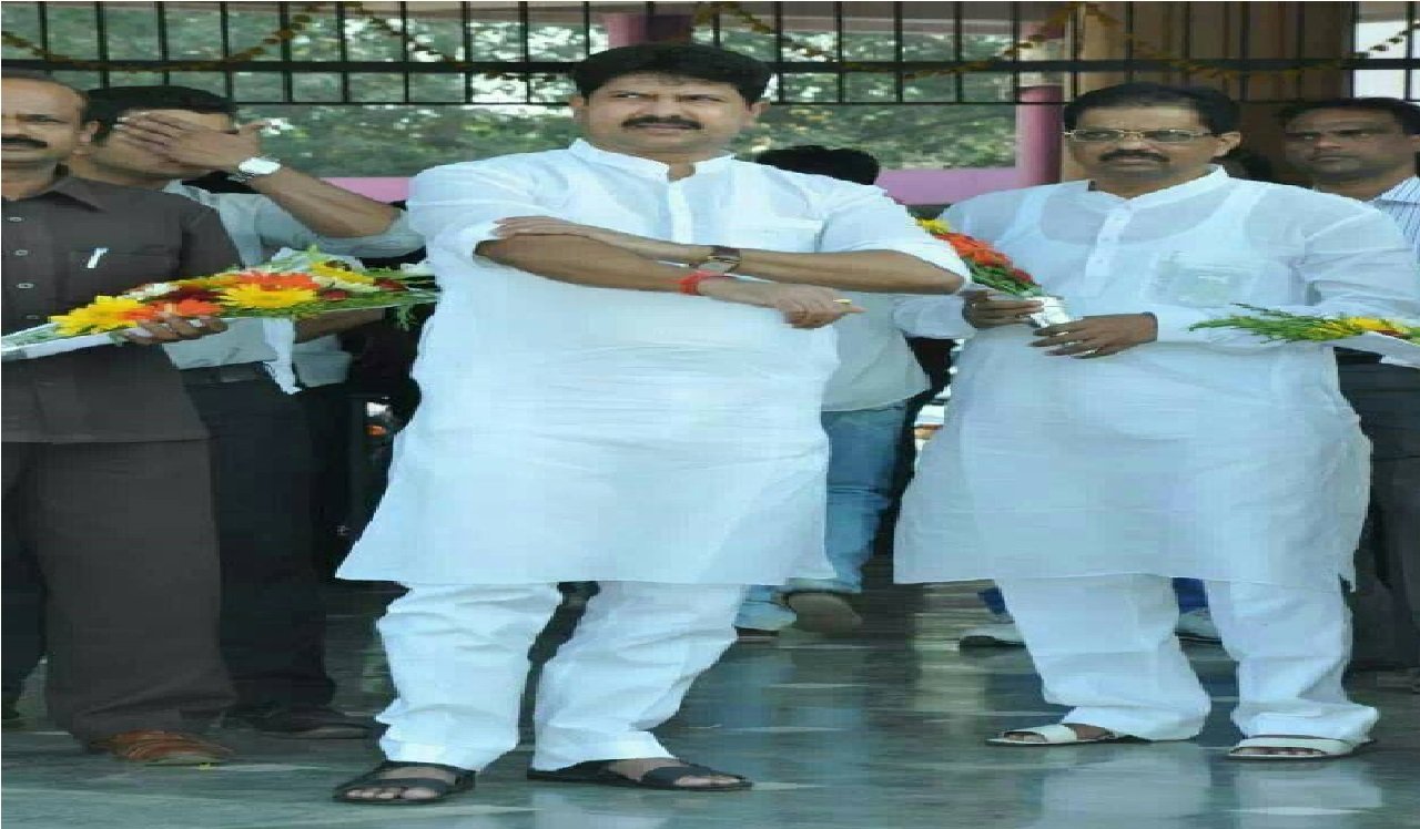 અપક્ષ