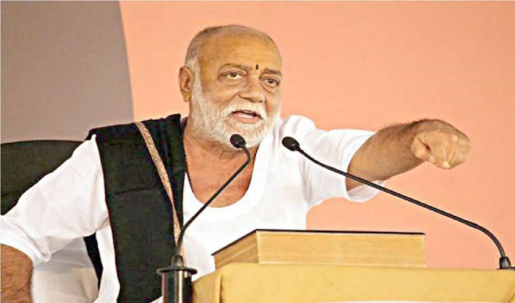 મોરારીબાપુ
