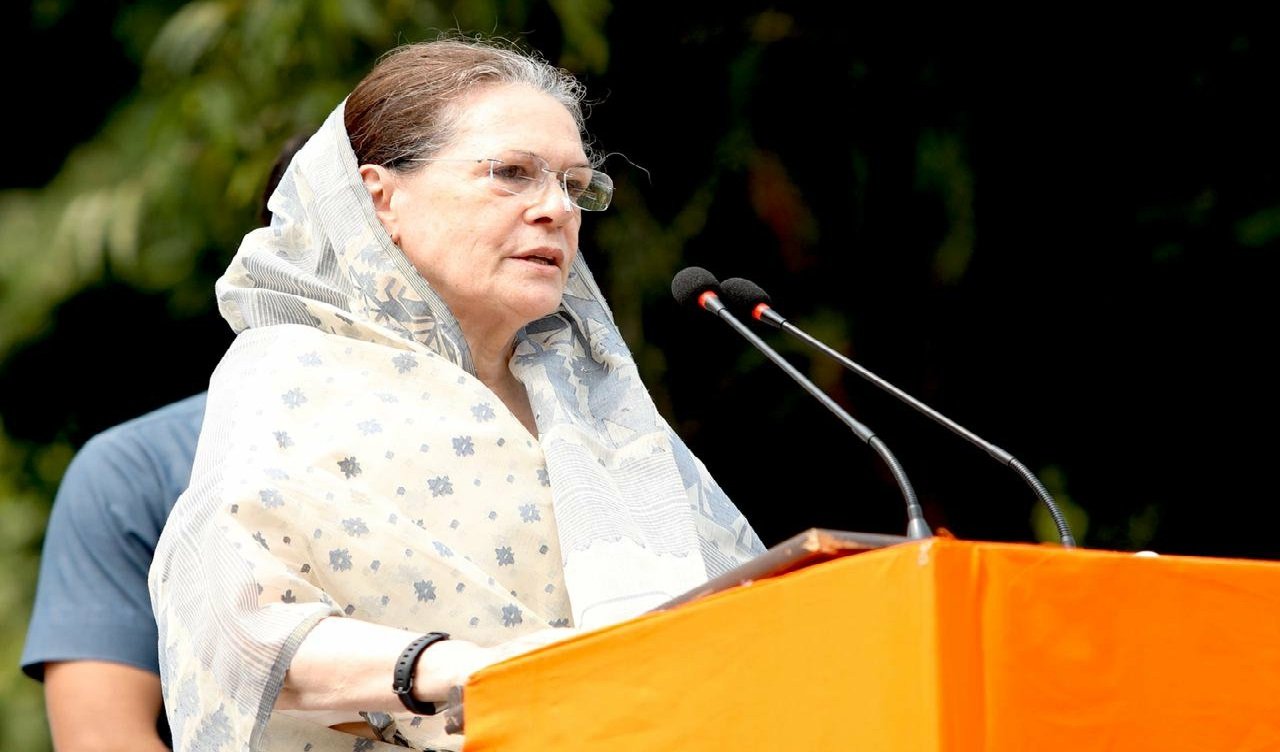 સોનિયા ગાંધી